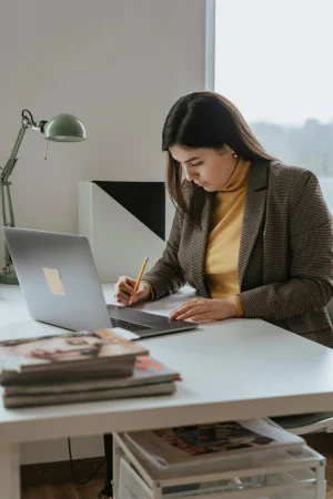 pexels-olia-danilevich-6326002